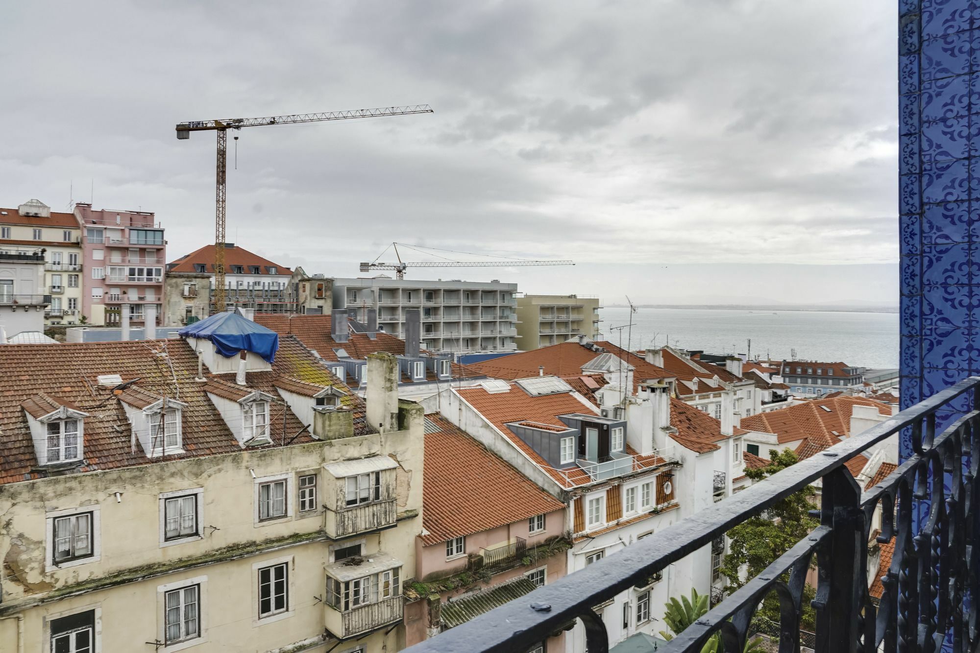 Sweet Inn Apartment - Chiado Luxury Lisboa المظهر الخارجي الصورة